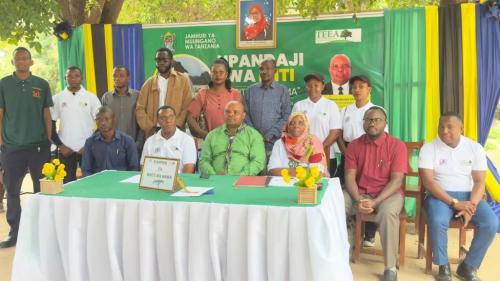 NUPA Leaders with TEEA team in joint picture